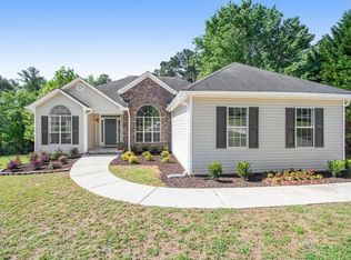 630 Chase Ridge Dr, McDonough, GA 30253