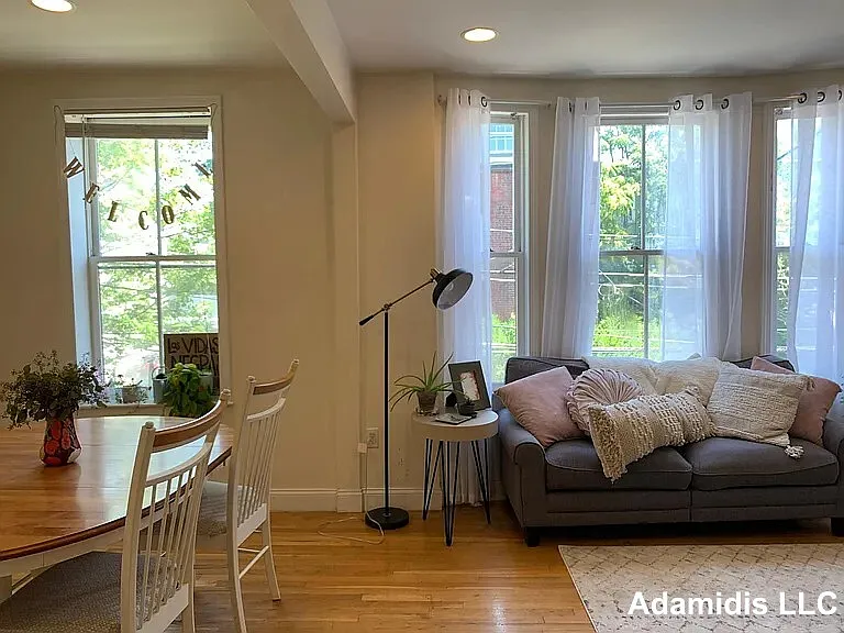 79 Highland St #2 — Photo 3