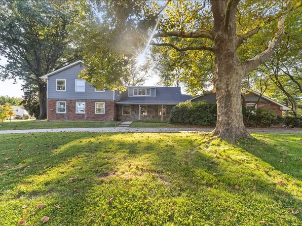 1331 Armstrong Rd, Bethlehem, PA 18017