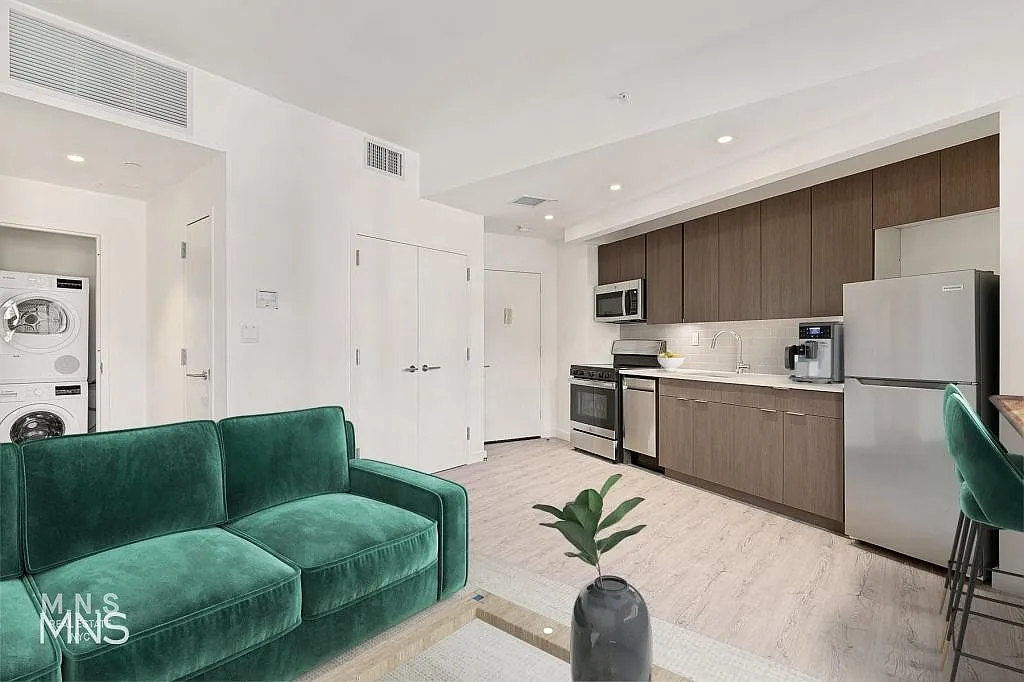 840 Fulton Street — Photo 2