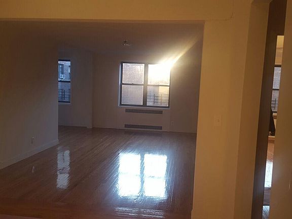 3rd image of 6620 108th St APT 2A