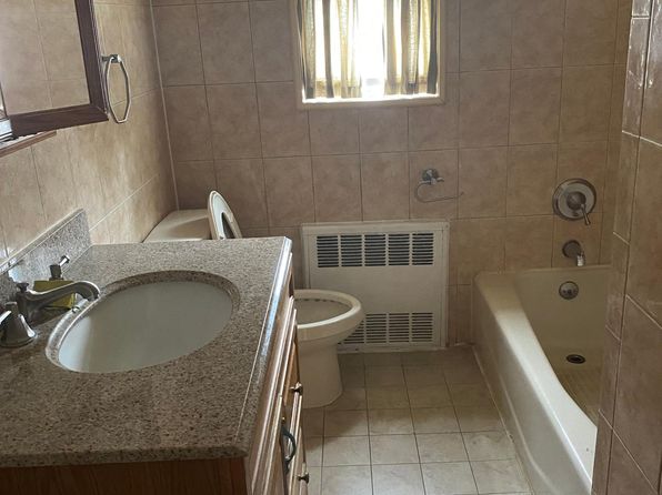 22 Sandalwood Ave Floor 2