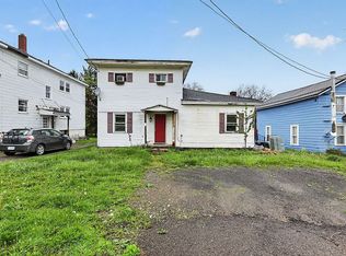 12050 Main St, Perrysburg, NY 14129