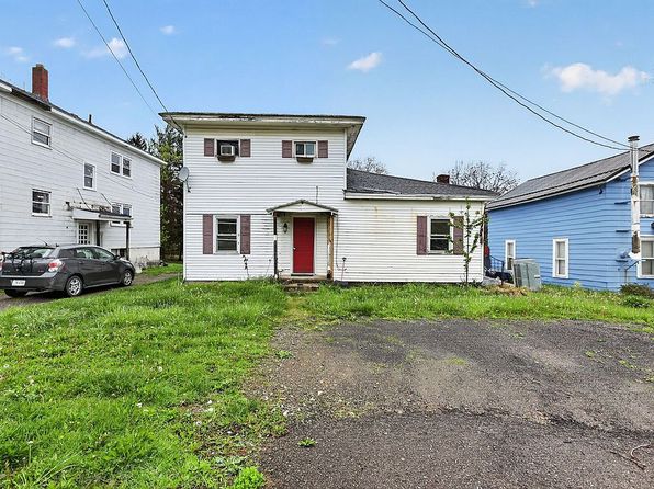 12050 Main St