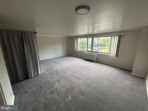 5th image of 1900 Lyttonsville Rd APT 502