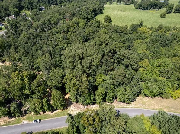 196 Talon Dr SE, Rydal, GA 30171
