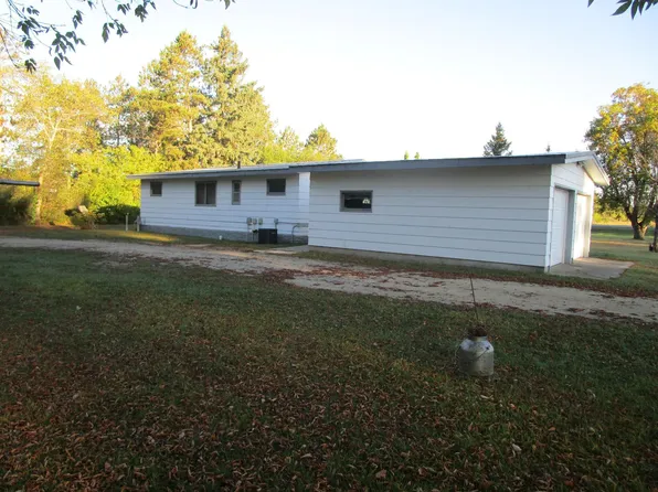 2814 Roosevelt Rd SE, Bemidji, MN 56601