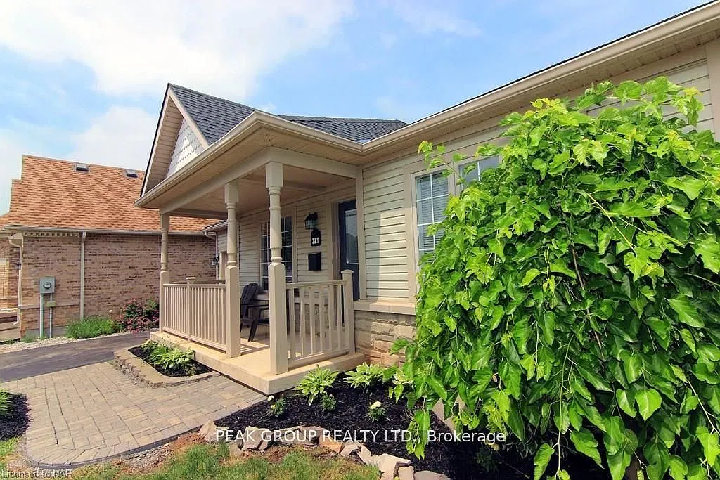 6 bed, $3,300 — Photo 2