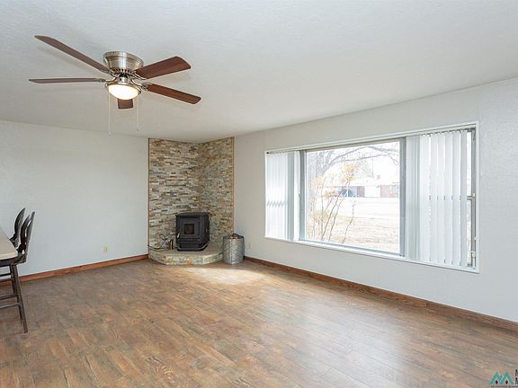 4th image of 1604 S Lea Ave
