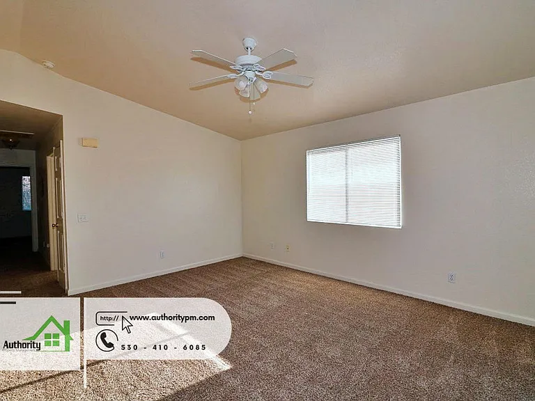 1549 Bruce Dr #B — Photo 8