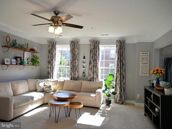 4th image of 15152 Kentshire Dr #464