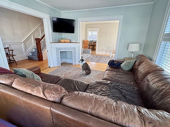5th image of 51 Hamilton Ave Unit 51