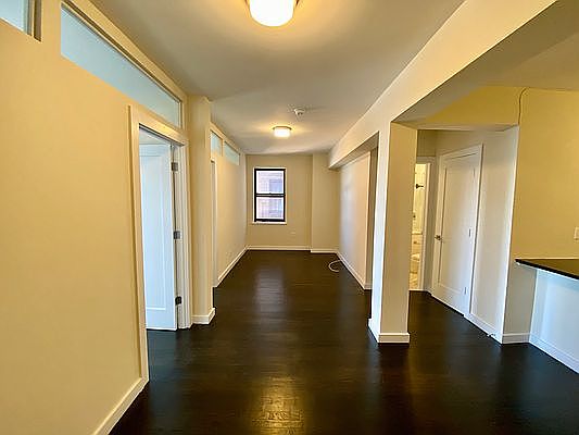2nd image of 4746 40th St APT 4H