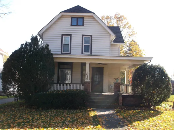 312 Elm Pl, Princeton, IL 61356