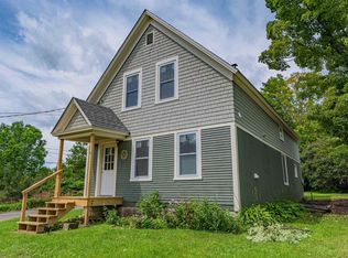 66 Flat St, Woodbury, VT 05681