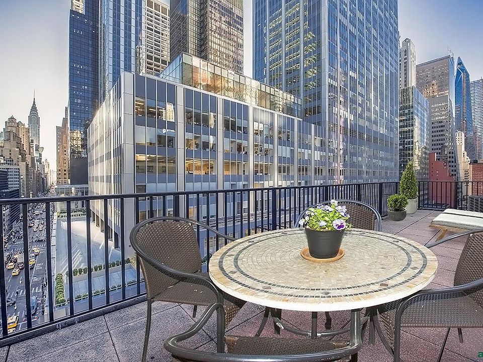 1st image of 135 E 54th St APT 15B