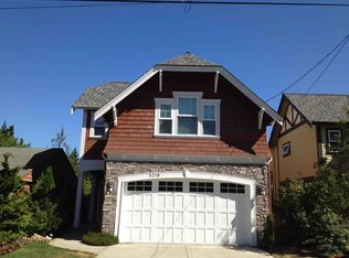 3218 NE 89th St, Seattle, WA 98115