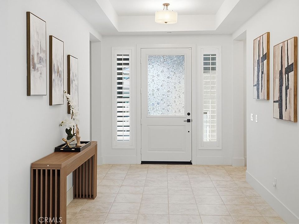 1st image of 32441 Toyon Rd