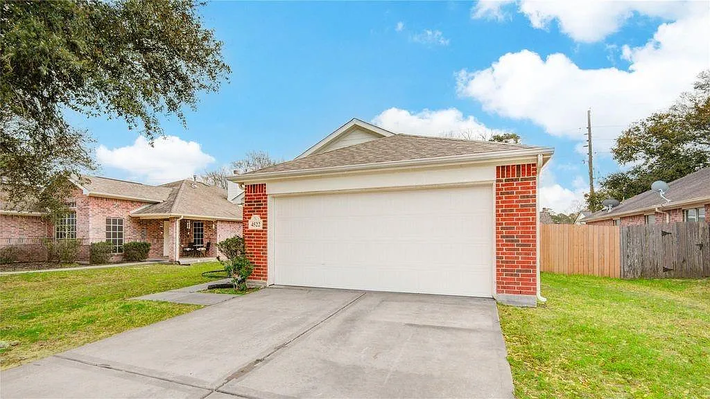 3 bed, 2.0 bath, 1540 sqft, $1,675 — Photo 3