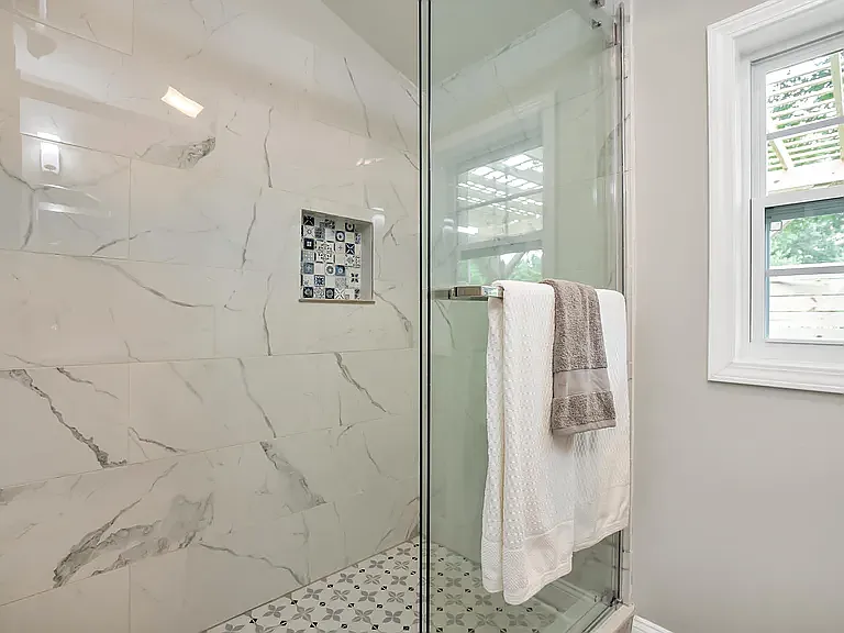 13 Pinehurst St — Photo 20