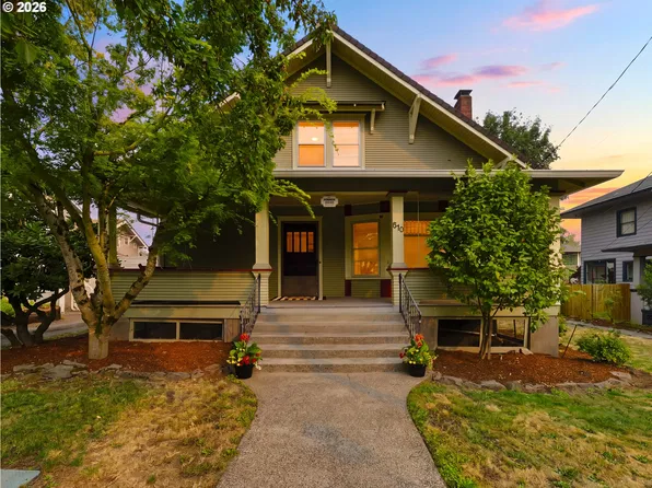 810 Center St, Oregon City, OR 97045