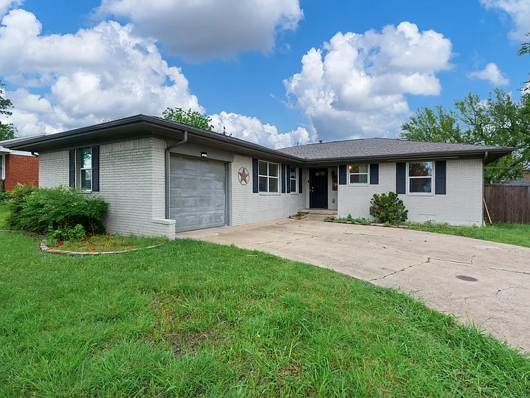 602 N Allen Dr — Photo 24