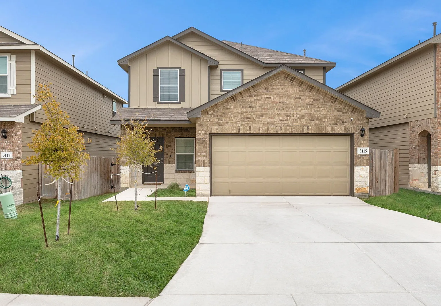 4 bed, 3.0 bath, 2473 sqft, $2,050 — Photo 1