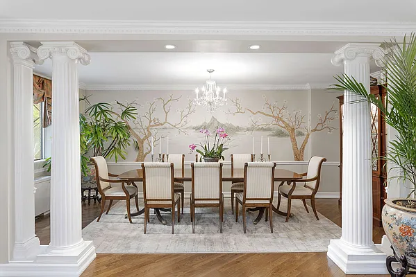 Sold by Compass | media 1