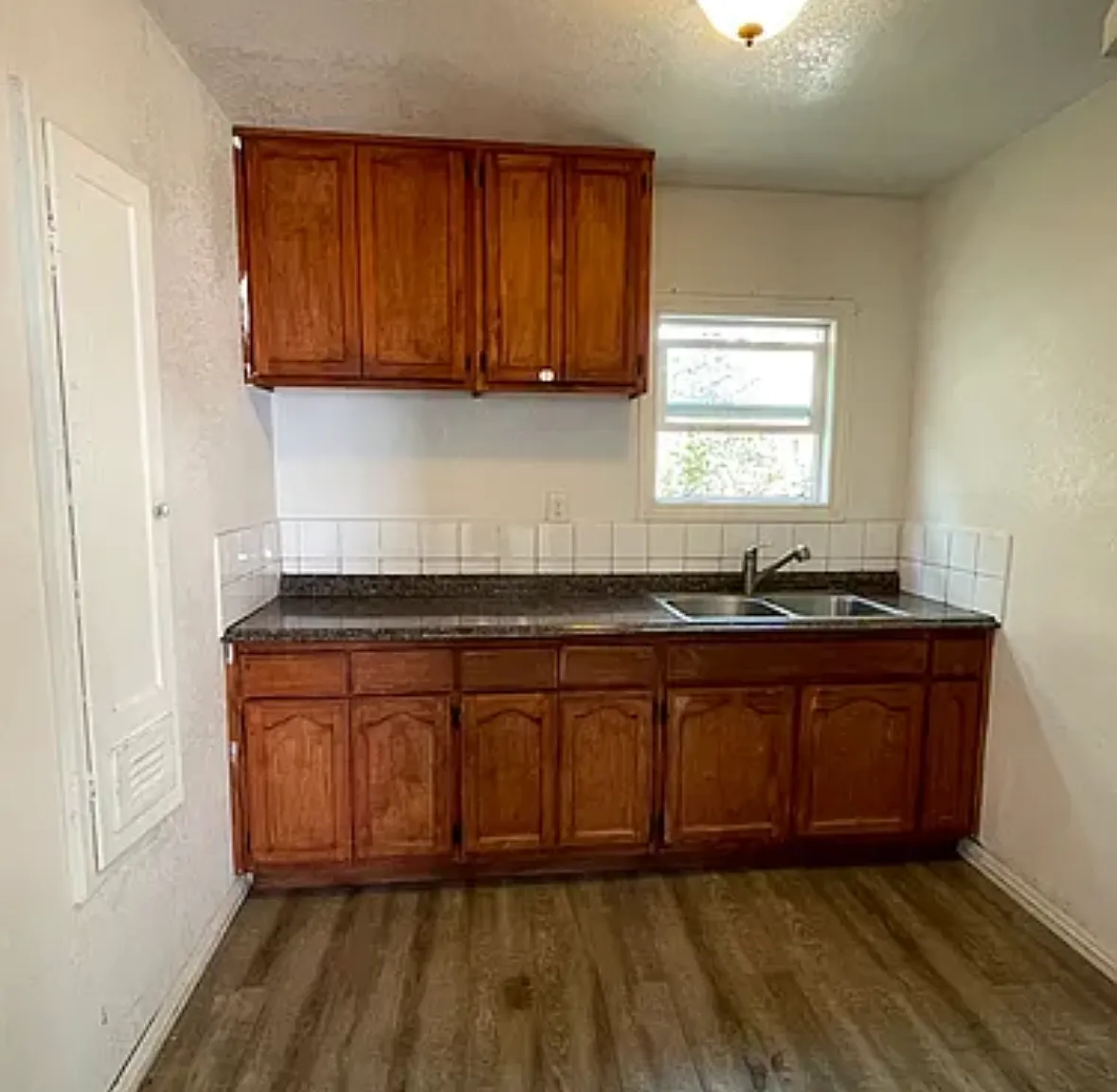 Studio, 500 sqft, $1,450 — Photo 2