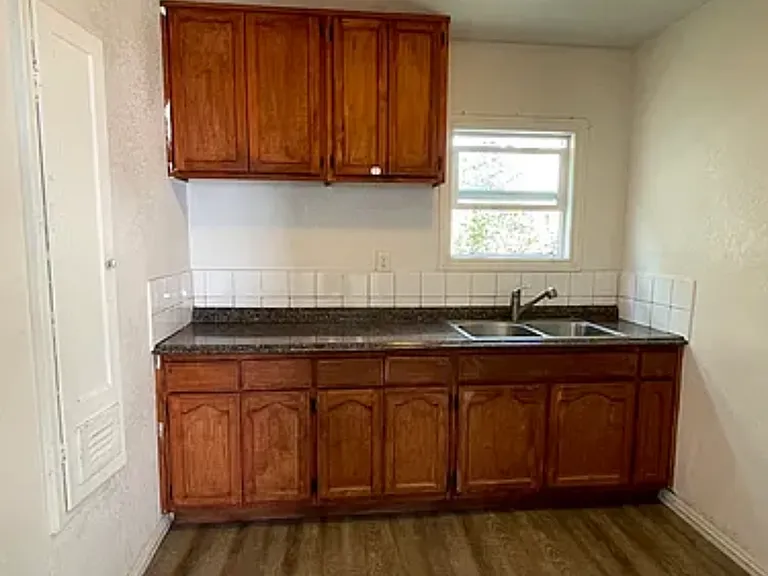 6715 Otis Ave #B — Photo 2