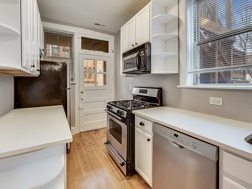 2 Bed 2 Bath Kitchen