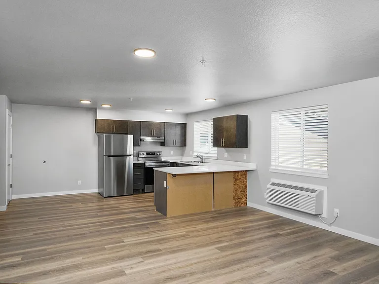 Fisher Park Apartments — Photo 38