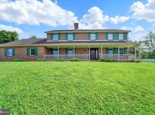 441 School Rd, Jacobus, PA 17407