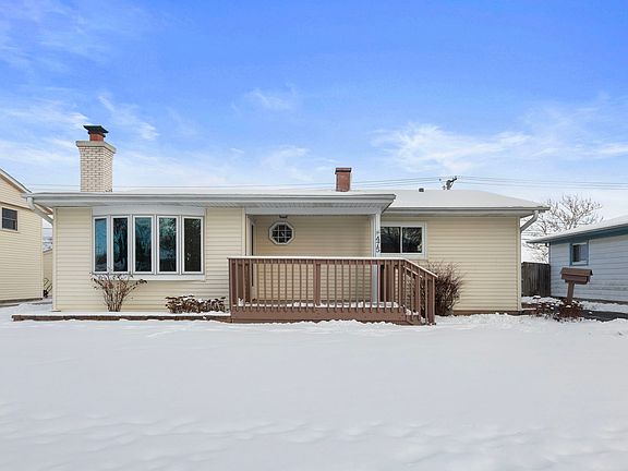 2nd image of 475 E Merle Ln