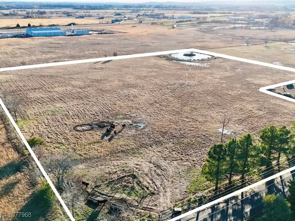 Knot Hole Rd, Cameron, OK 74932