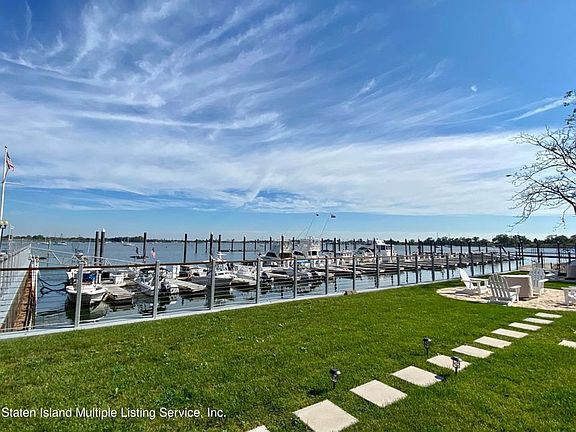 5th image of 50 Harbour Ct