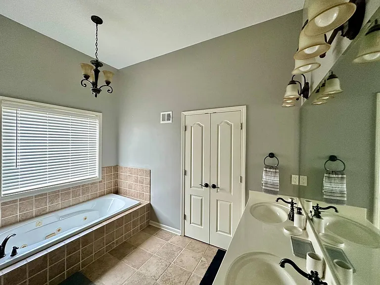 7005 Round Prairie St — Photo 18