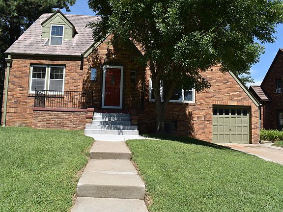 2nd image of 4720 Shirley St