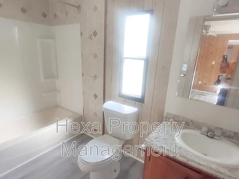 2511 FM 646 Rd N #4B — Photo 13