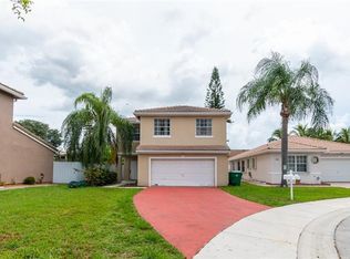 7827 Silverado Ct, Hollywood, FL 33024