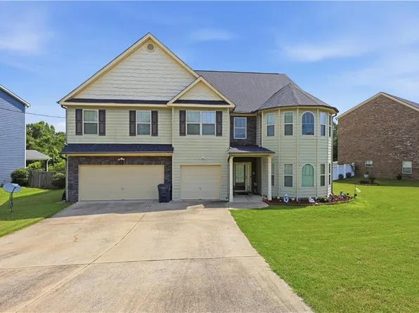34 Peacock Dr, Phenix City, AL 36869