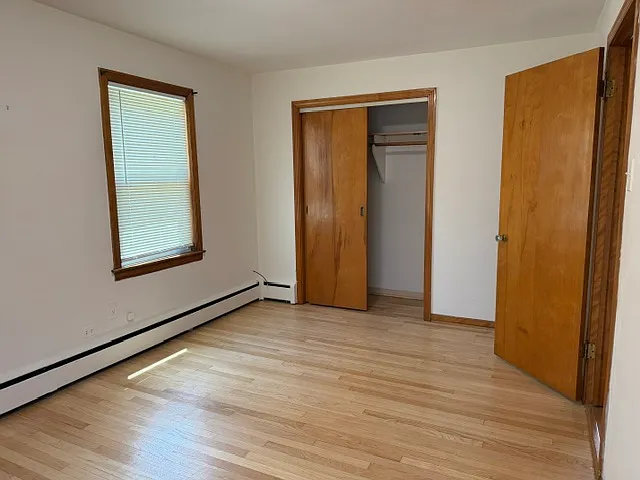 9559 S Yates Blvd #1 — Photo 3