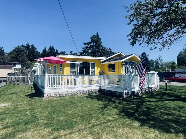 1360 Gulf Rd, Pt Roberts, WA 98281