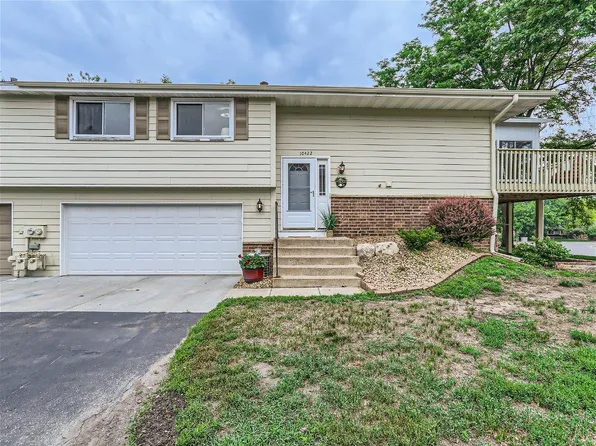 10422 Decatur Ave S, Bloomington, MN 55438