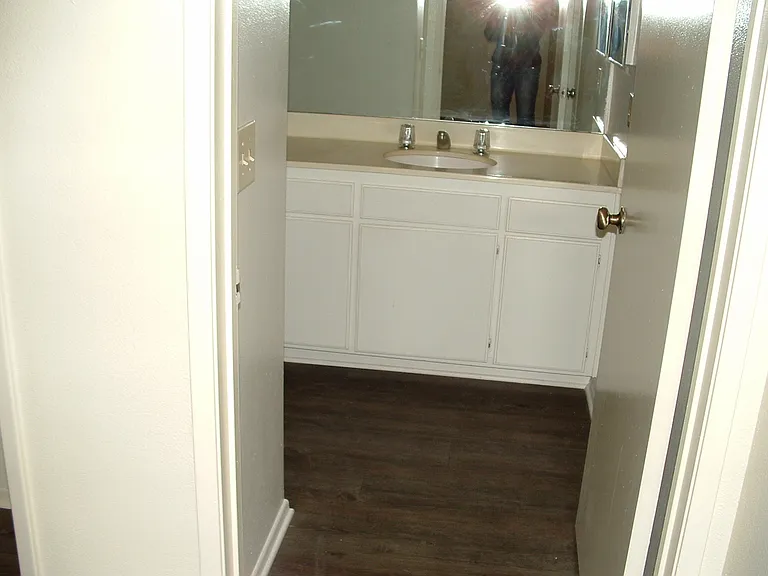 Baywood Apartment Homes — Photo 29