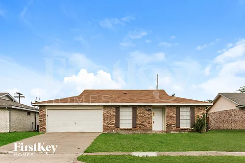 612 Coolwood Ln Photo 1