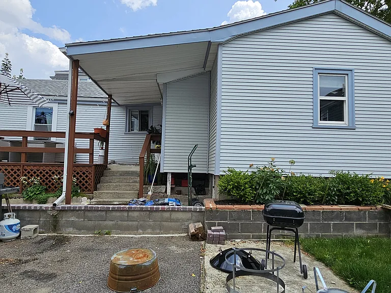 4R Shepard St — Photo 7