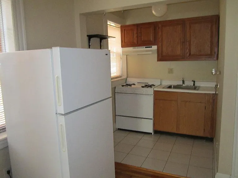 39 Lee St #3A — Photo 13