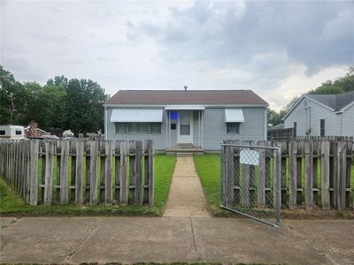 525 S 7th St, Wood River, IL, 62095