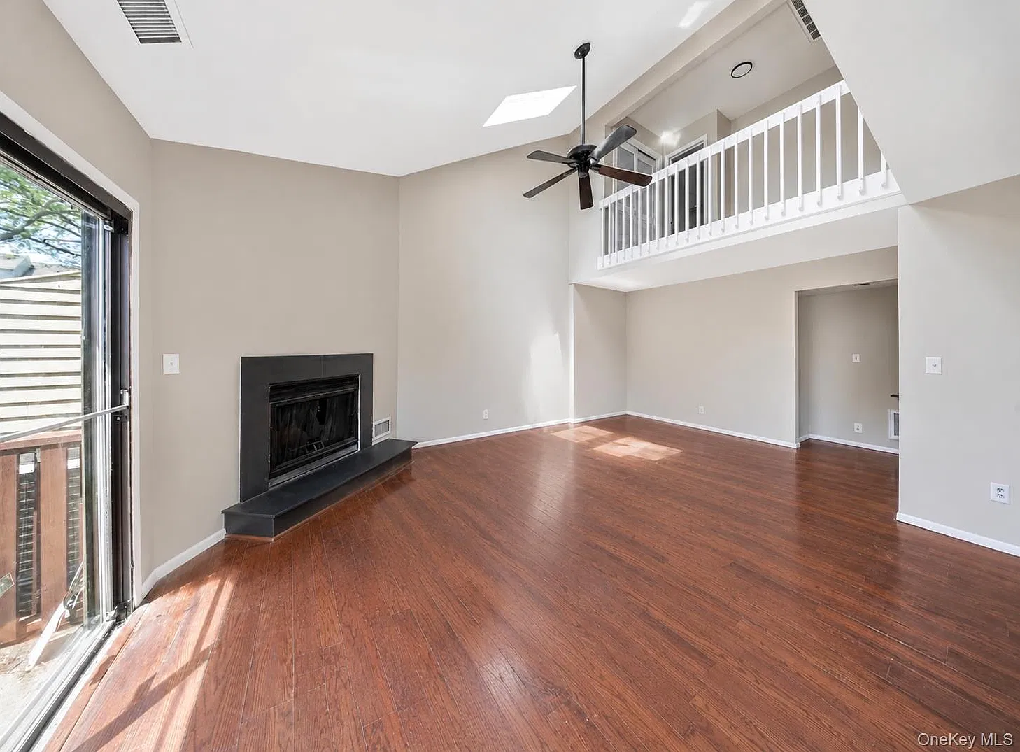 3 bed, 1518 sqft, $2,600 — Photo 3